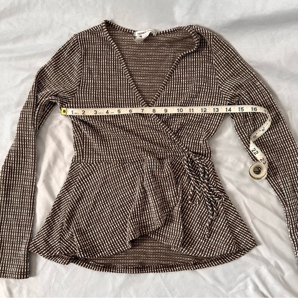 Caution to the Wind - Faux Wrap Top - Small White and Tawny Brown - Picture 5 of 8